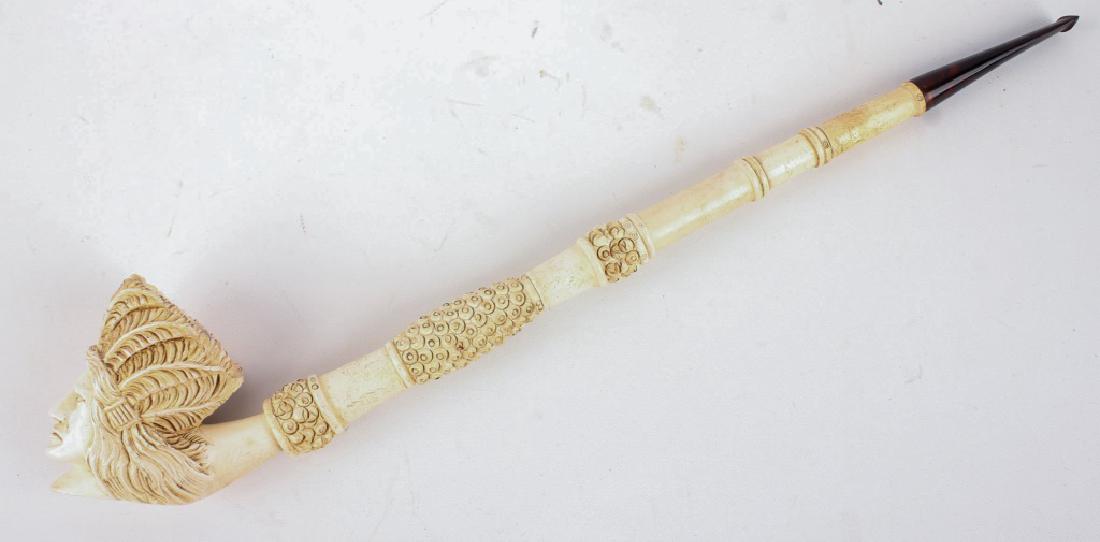 CARVED MEERSCHAUM PIPE (1 of 5)