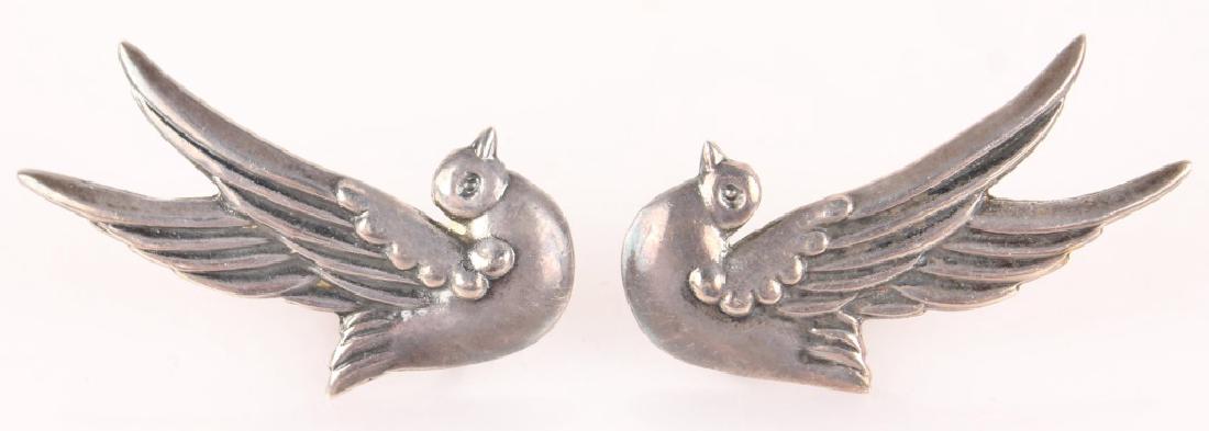 LOS CASTILLO TAXCO STERLING SILVER DOVE EARRINGS: LOS CASTILLO TAXCO STERLING SILVER DOVE EARRINGS Signed Los Castillo Taxco sterling silver earrings. Weight: 11.9 grams Size: 41mm Shipping / Pickup: We Can Ship This Item Signed Los Castillo Taxco st