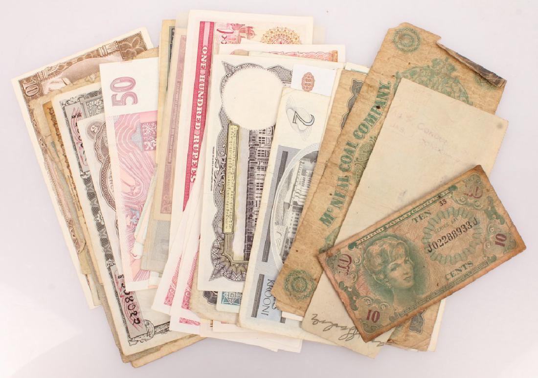 MIXED WORLD PAPER MONEY CURRENCY (1 of 4)