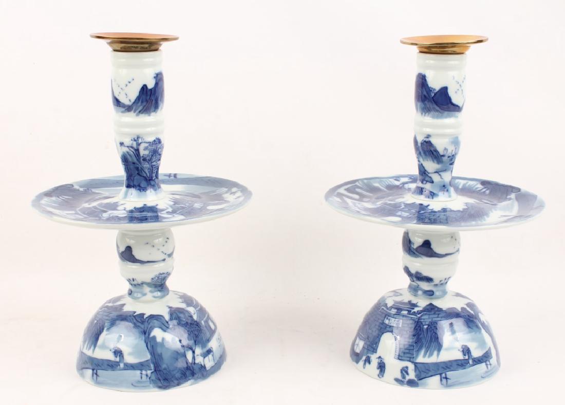 PAIR OF PORCELAIN MOTTAHEDEH CANDLE STICKS: PAIR OF PORCELAIN MOTTAHEDEH CANDLE STICKS Pair of porcelain and brass Mottahedeh candle sticks. Size: 10.5" Shipping / Pickup: Buyer Pick Up, 3rd Party