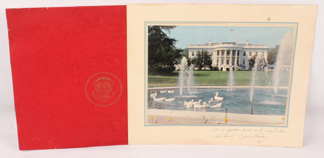 1961 WHITE HOUSE JOHN & JACQUELINE KENNEDY: 1961 WHITE HOUSE JOHN & JACQUELINE KENNEDY 1961 Christmas Wishes John F. Kennedy and Jacqueline printed signature White House photograph. Size: 17" Shipping / Pickup: Buyer Pick Up, 3rd Party