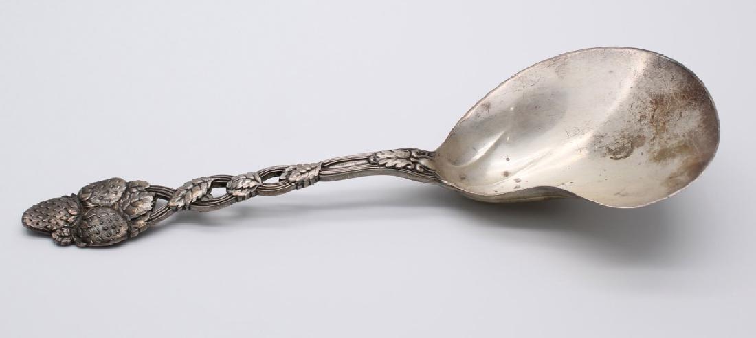 TIFFANY & CO STERLING SILVER STRAWBERRY VINE SPOON (1 of 6)