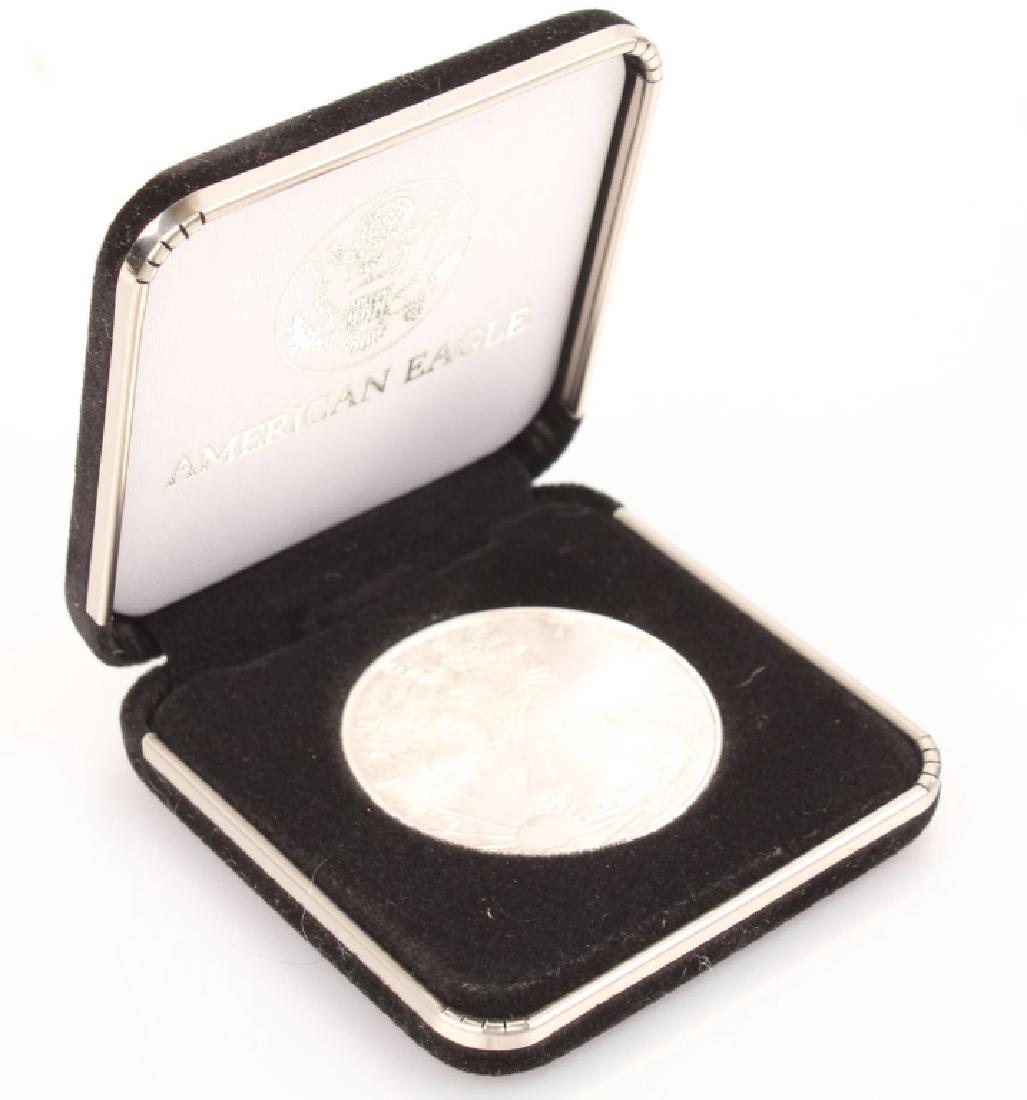 2010 UNCIRCULATED AMERICAN EAGLE SILVER 1 OZ. COIN (1 of 3)