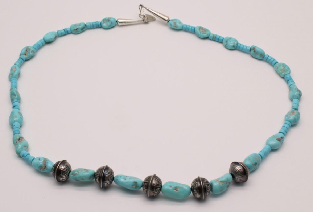 RUNNING BEAR TURQUOISE & STERLING SILVER NECKLACE (1 of 5)