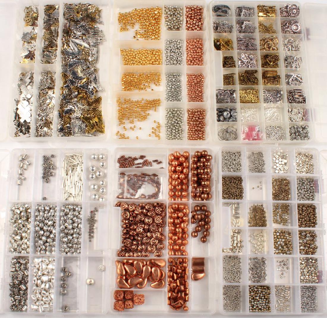 ASSORTED JEWELRY MAKING FINDINGS CHARMS PENDANTS (1 of 9)