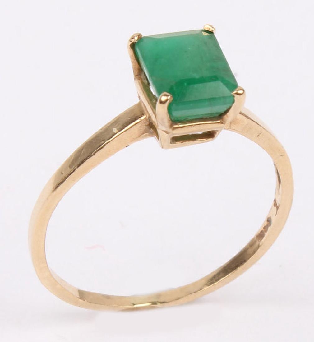 LADIES 14K YELLOW GOLD EMERALD SOLITAIRE RING (1 of 3)
