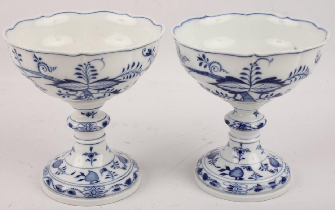 PAIR OF MEISSEN PORCELAIN BLUE ONION COMPOTES (1 of 5)