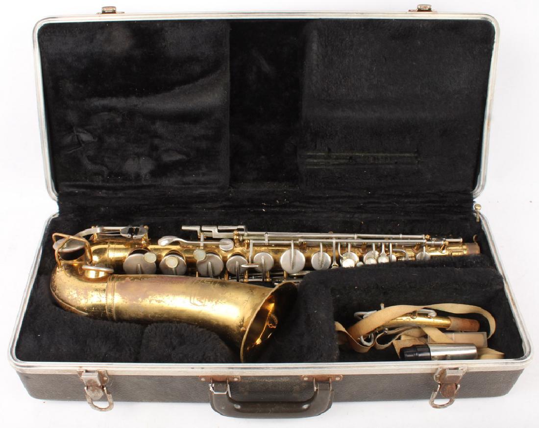 BUNDY SELMER ALTO SAXOPHONE