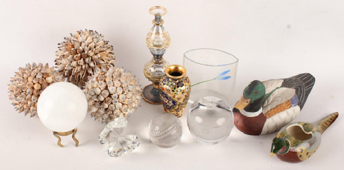 MIXED DECOR ITEMS--SEA SHELLS, GLASS, & MORE (1 of 5)