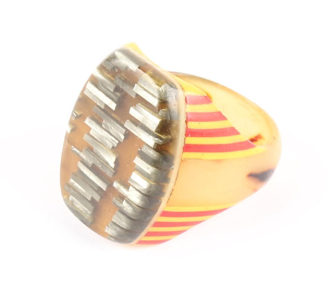 VINTAGE CELLULOID RING (1 of 3)
