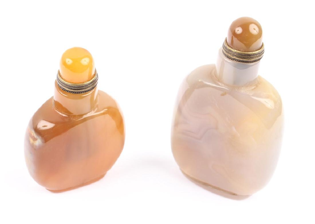 2 CHINESE CARVED AGATE STONE SNUFF BOTTLES (1 of 3)