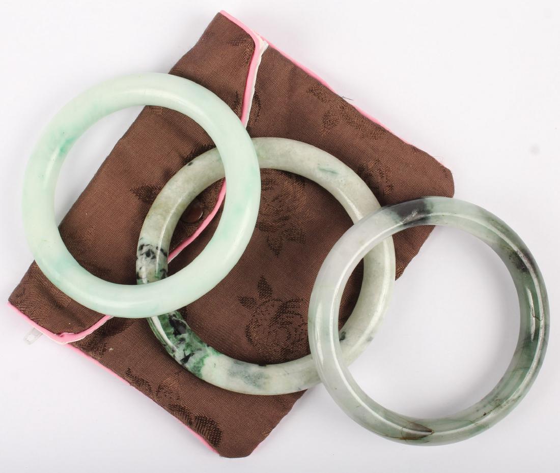 3 LADIES GREEN JADE BANGLE BRACELETS (1 of 3)