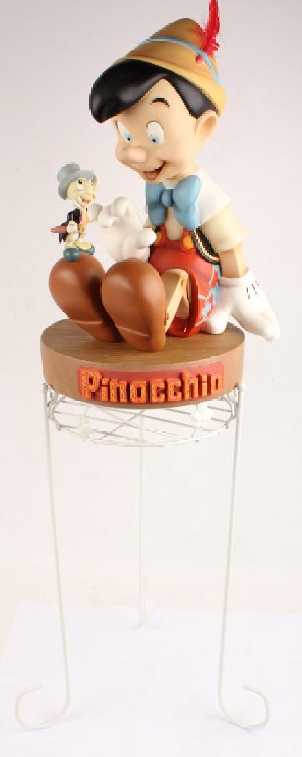WALT DISNEY GALLERY PINOCCHIO STATUE / FIGURINE (1 of 5)
