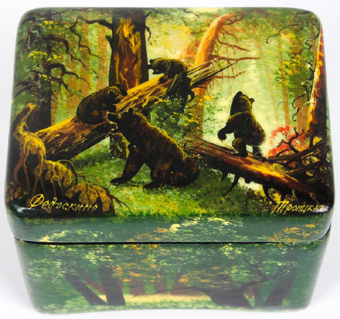 RUSSIAN HAND PAINTED LACQUER BOX (1 of 4)