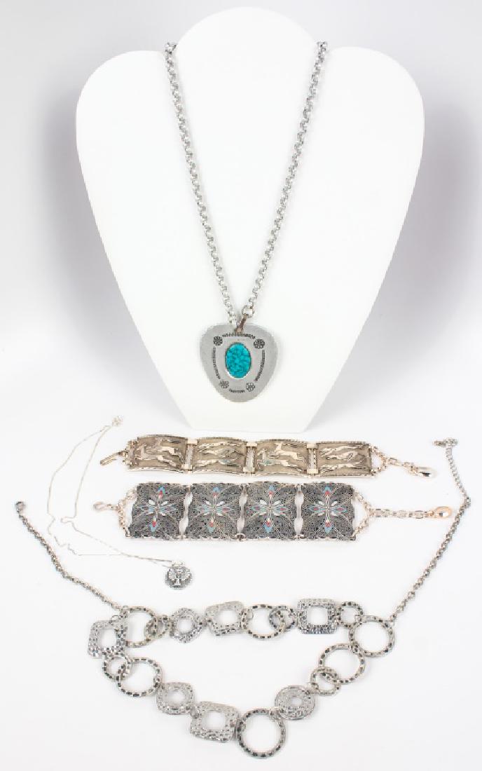 COSTUME JEWELRY BRACELETS & NECKLACES (1 of 6)