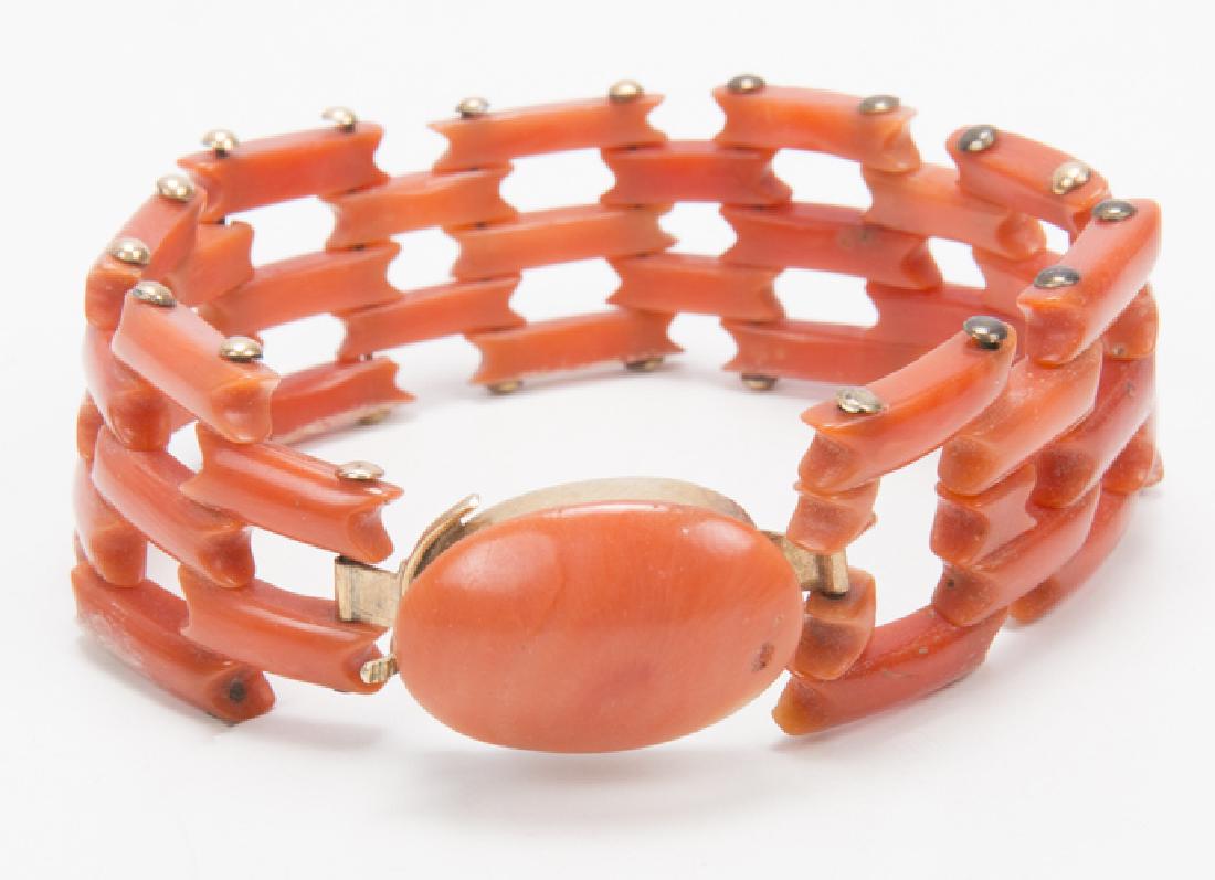 LADIES 14K YELLOW GOLD & RED CORAL BRACELET (1 of 2)