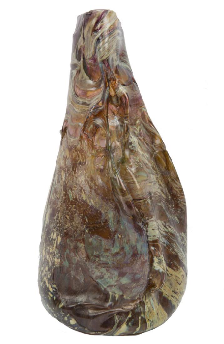 HAND BLOWN ABSTRACT ART GLASS IRIDESCENT VASE (1 of 4)