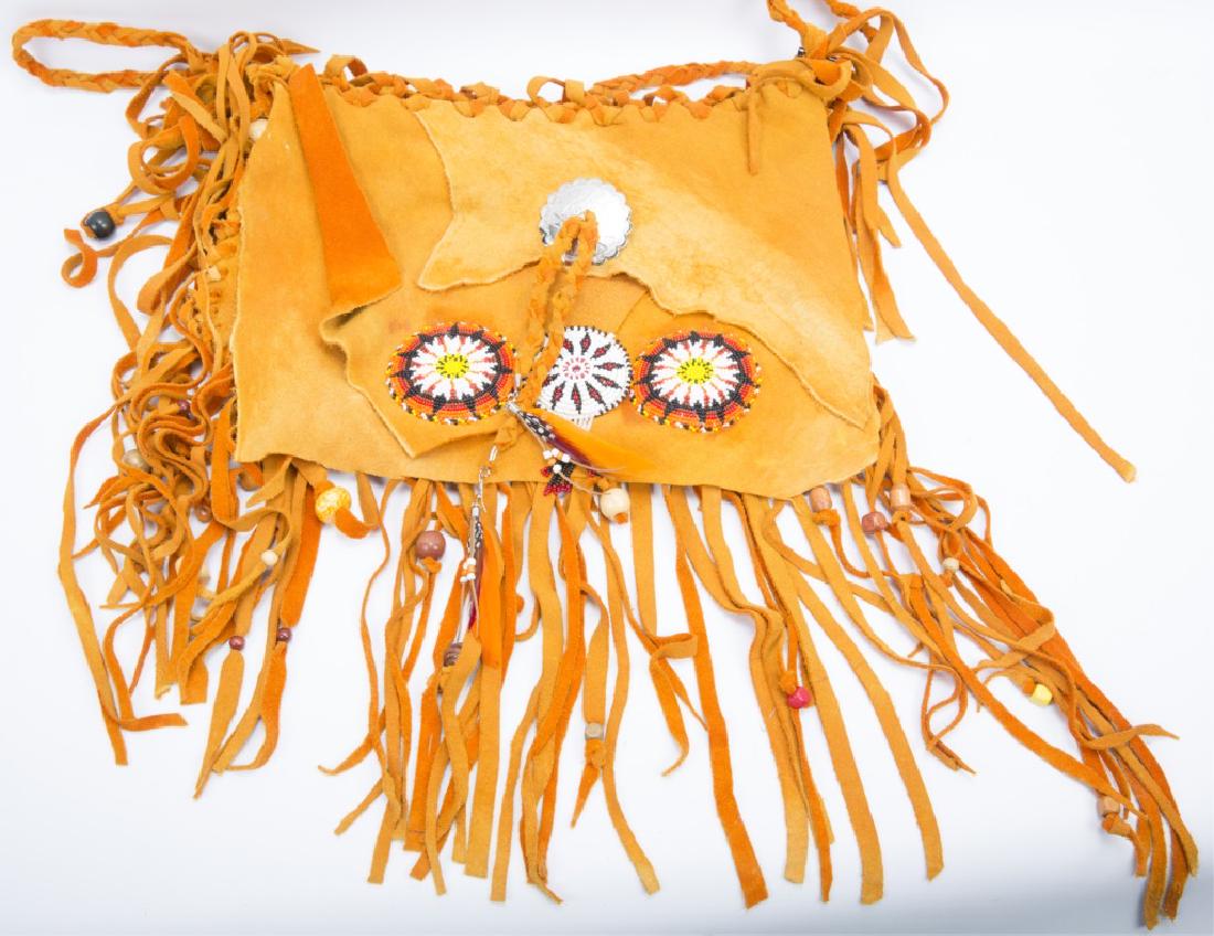 AMERICAN INDIAN STYLE TASSEL SHOULDER BAG (1 of 3)
