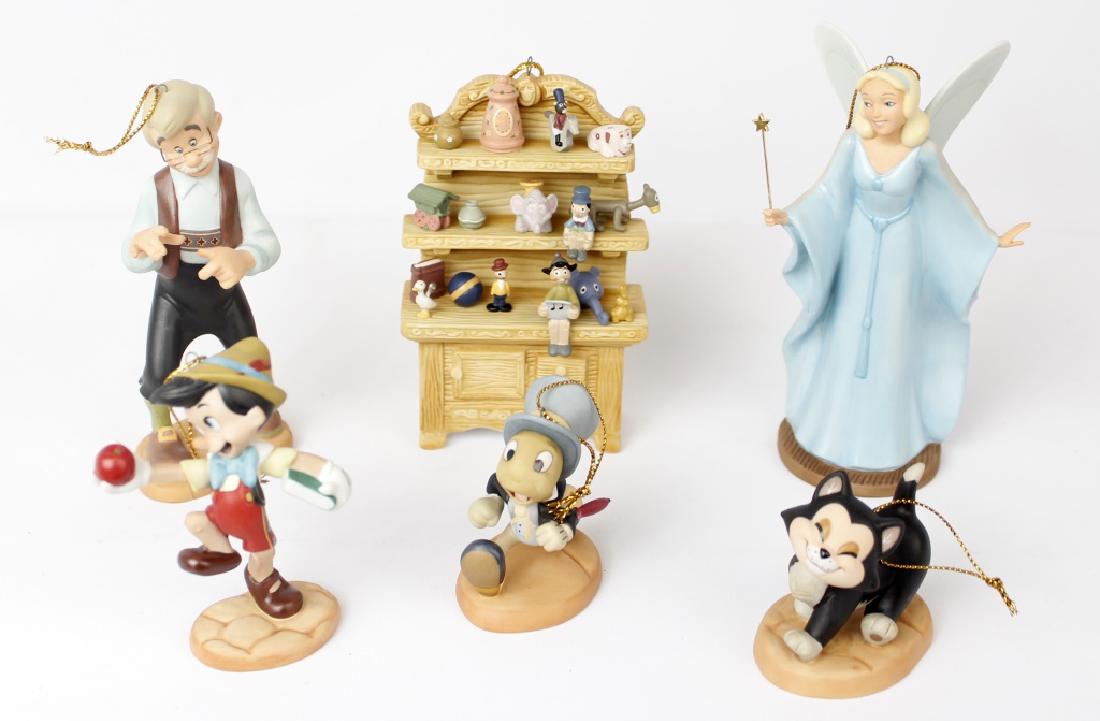 PINOCCHIO ORNAMENTS CLASSIC DISNEY COLLECTION (1 of 3)