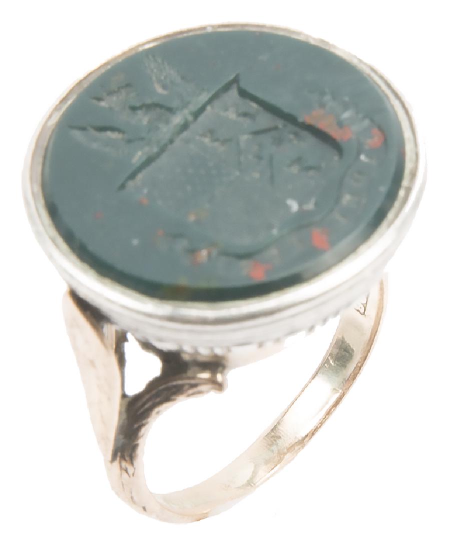 MEN'S STERLING & 9K GOLD BLOODSTONE SIGNET RING (1 of 2)