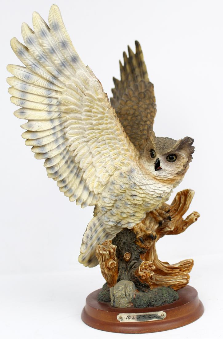 RESIN OWL STATUE "MICHAEL COLLECTION" (1 of 2)