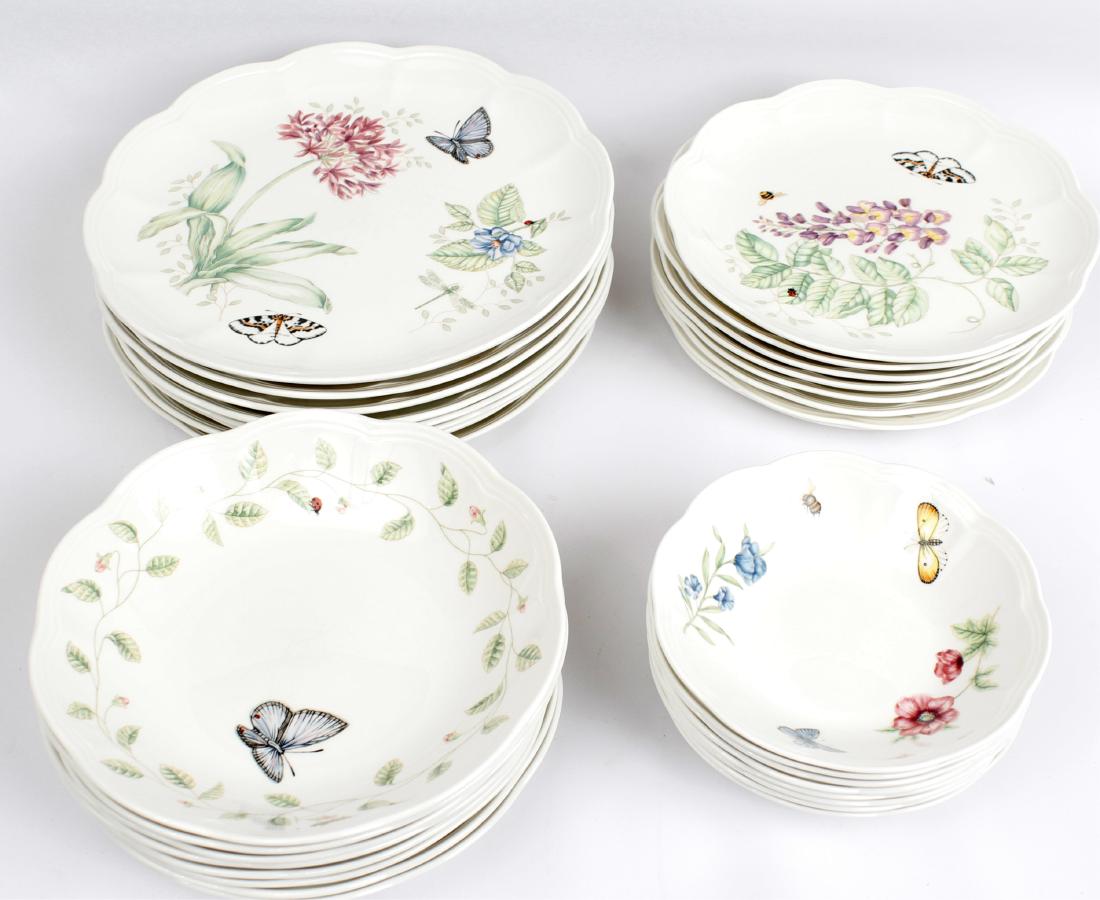 LENOX PORCELAIN CHINA SET - FOR 8 (1 of 4)