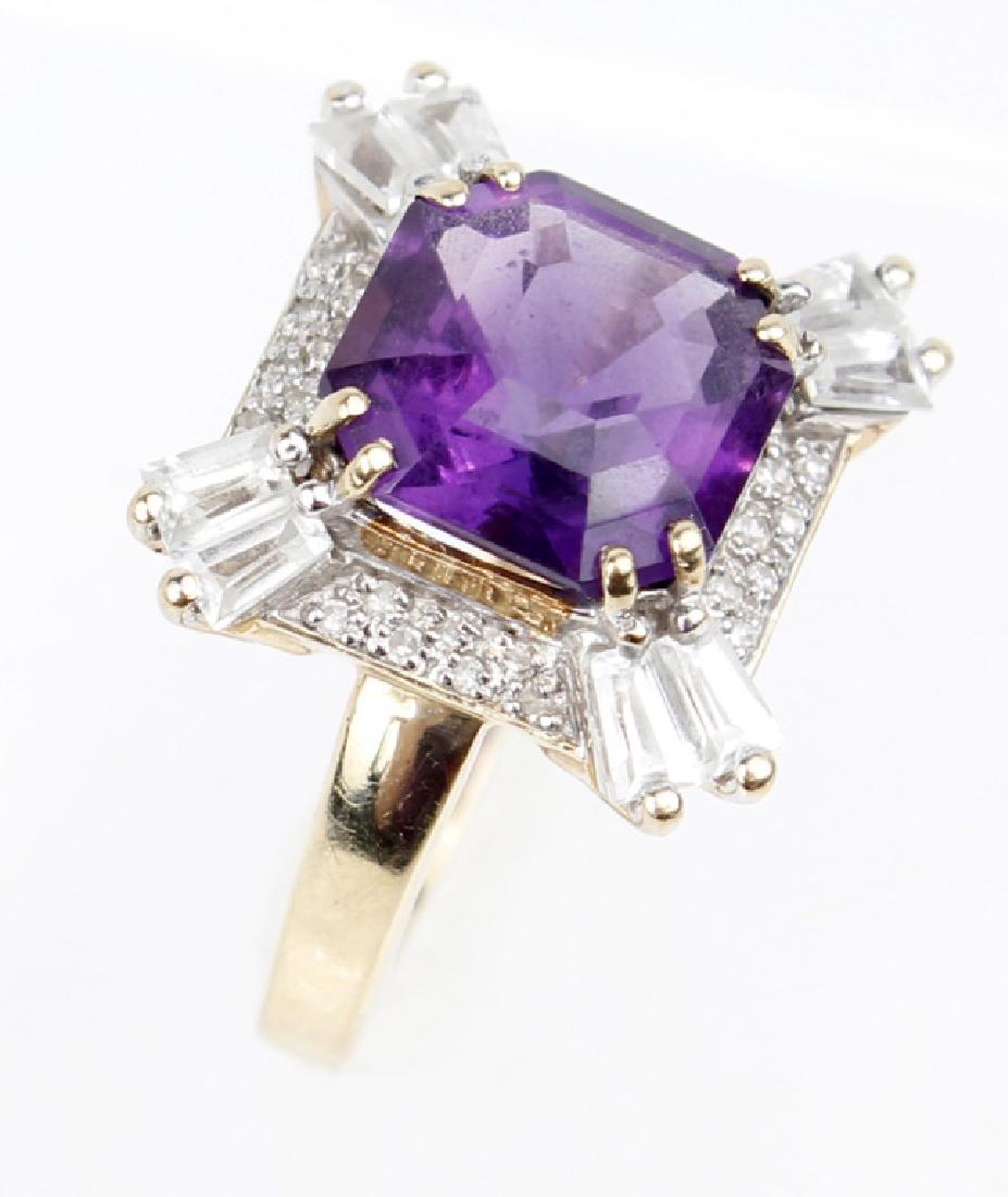10K YELLOW GOLD AMETHYST LADIES FASHION RING: 10K YELLOW GOLD AMETHYST LADIES FASHION RING Ladies 10k yellow gold ring with cushion cut amethyst center stone surrounded by diamond accents. Weight: 4.3 g Size: 5