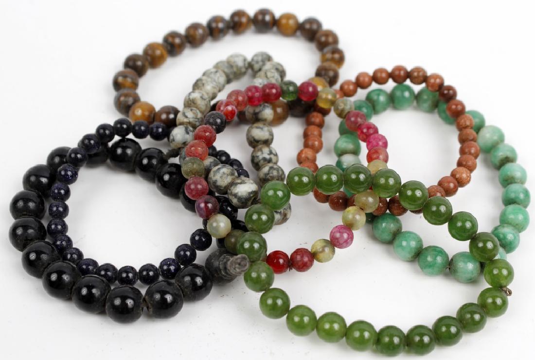 BEADED STONE BRACELETS - LOT OF 8: BEADED STONE BRACELETS - LOT OF 8 Beaded stone bracelets - lot of 8.