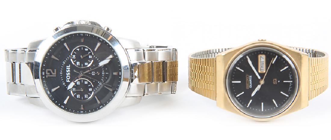 SEIKO & FOSSIL MEN`S WRISTWATCHES GOLD & STAINLESS: SEIKO & FOSSIL MEN`S WRISTWATCHES GOLD & STAINLESS Seiko & Fossil Men's wristwatches. Fossil FS4532 Grant chronograph black dial stainless steel men's Watch with luminescent hands and markers & three 