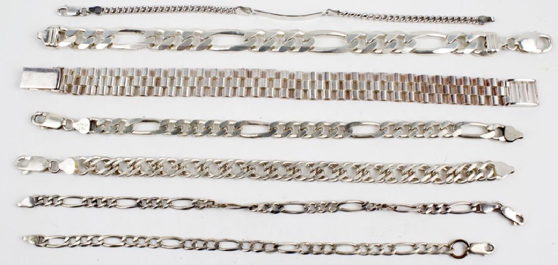 LOT OF SEVEN STERLING SILVER CHAIN BRACELETS: LOT OF SEVEN STERLING SILVER CHAIN BRACELETS Assorted lot of seven sterling silver chain bracelets. Weight: 122.6 g