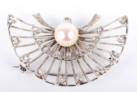 LADIES 18K WHITE GOLD PEARL WHITE SAPPHIRE BROOCH: LADIES 18K WHITE GOLD PEARL WHITE SAPPHIRE BROOCH Ladies 18k white gold set pearl and white sapphire accented brooch featuring an 8mm round pearl and accented by 19 round white sapphires. Weight: 9.6