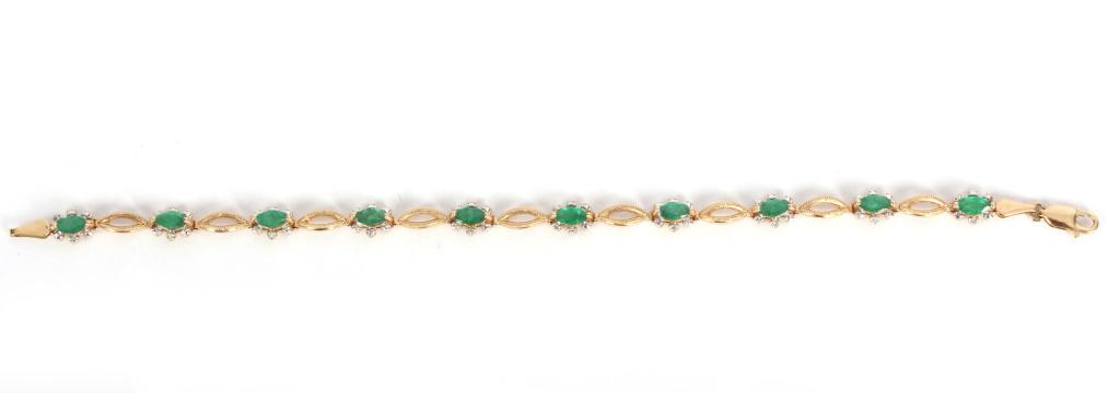 14K GOLD LADIES EMERALD AND DIAMOND BRACELET: 14K GOLD LADIES EMERALD AND DIAMOND BRACELET 14k yellow gold ladies emerald and diamond bracelet. Weight: 6.4 grams