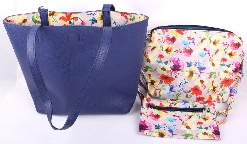 CARLOS SANTANA LESLIE REVERSIBLE TOTE PURSE: CARLOS SANTANA LESLIE REVERSIBLE TOTE PURSE Carlos Santana Leslie Reversible Tote made of Polyurethane. Double handles with Magnetic closure; reversible with Removable zip pouch; removable tassel.Size