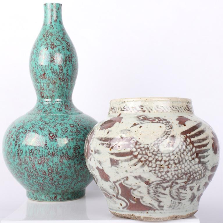 CHINESE ANTIQUE PORCELAIN VASES - LOT OF 2: CHINESE ANTIQUE PORCELAIN VASES - LOT OF 2 Chinese antique porcelain vases to include one Qing dynasty Qianlong green glaze double gourd vase and one white glaze over brown clay vase with imagery of c