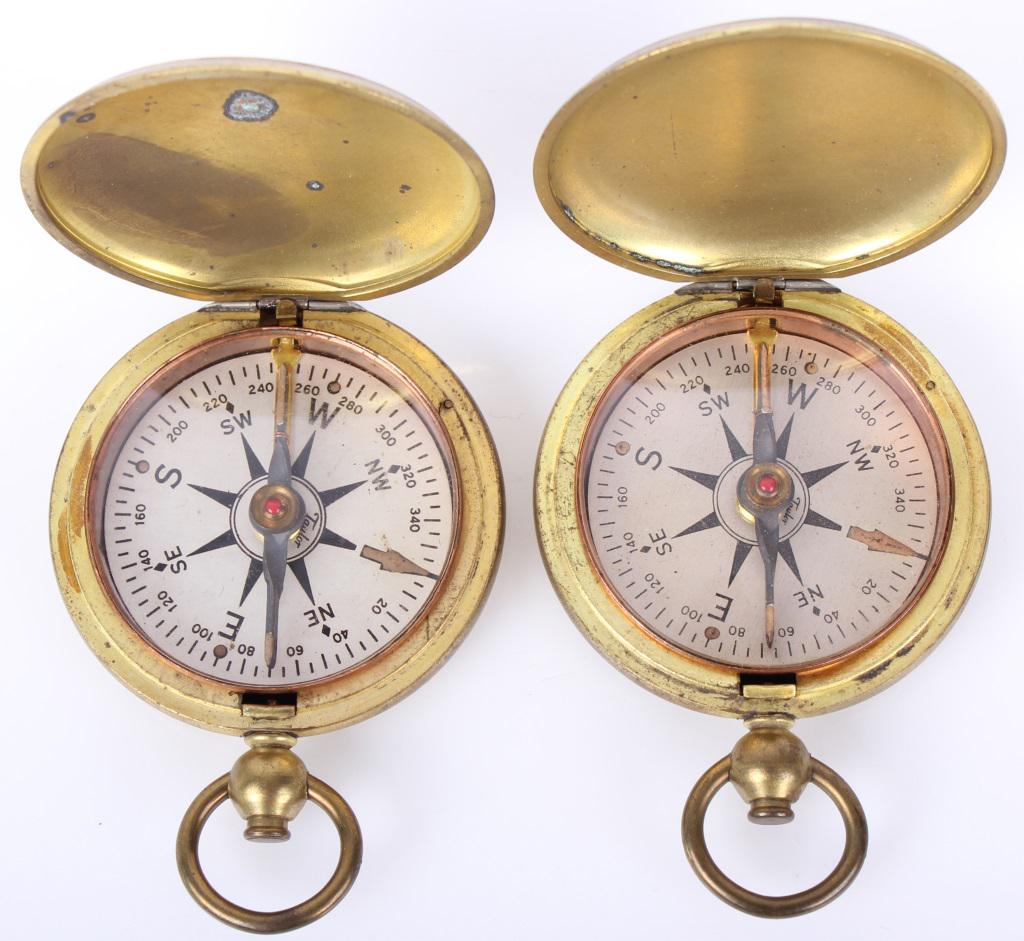 US ARMY CORPS OF ENGINEERS COMPASSES - LOT OF 2: US ARMY CORPS OF ENGINEERS COMPASSES - LOT OF 2 US Army Corps of Engineers compasses, lot of 2. Both engraved "USCE". Size: 2" diameter Condition: Wear commensurate with age