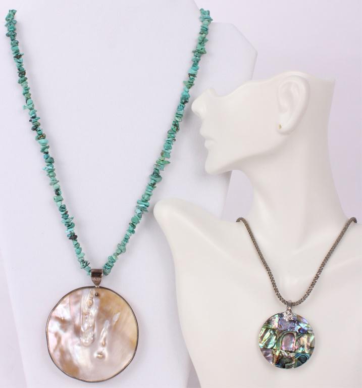 JAY KING DTR MOP PENDANT NECKLACE & OTHER MOP: JAY KING DTR MOP PENDANT NECKLACE & OTHER MOP Sterling silver Mother of Pearl ladies South West pendant necklaces to include a round sectional cut pendant sterling necklace and a Jay King Desert Rose 