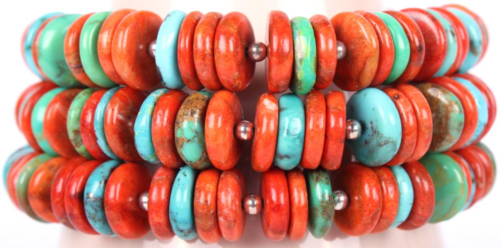 STERLING SILVER ASIAN CORAL BEADED LADIES BRACELET: 10212STERLING SILVER ASIAN CORAL BEADED LADIES BRACELET Sterling silver Asian coral beaded ladies 3 strand bracelet with sterling beads and clasp. Weight: 110.4 GramsSize: 8"