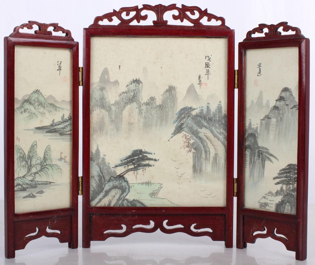 ASIAN HAND PAINTED GLASS ENCASED SILK TABLE SCREEN (1 of 4)