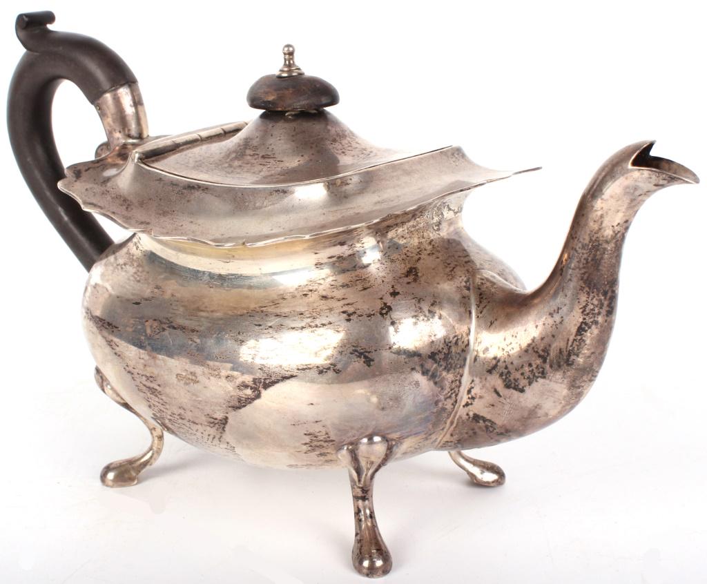 ANTIQUE MAPPIN & WEBB STERLING SILVER TEAPOT (1 of 3)