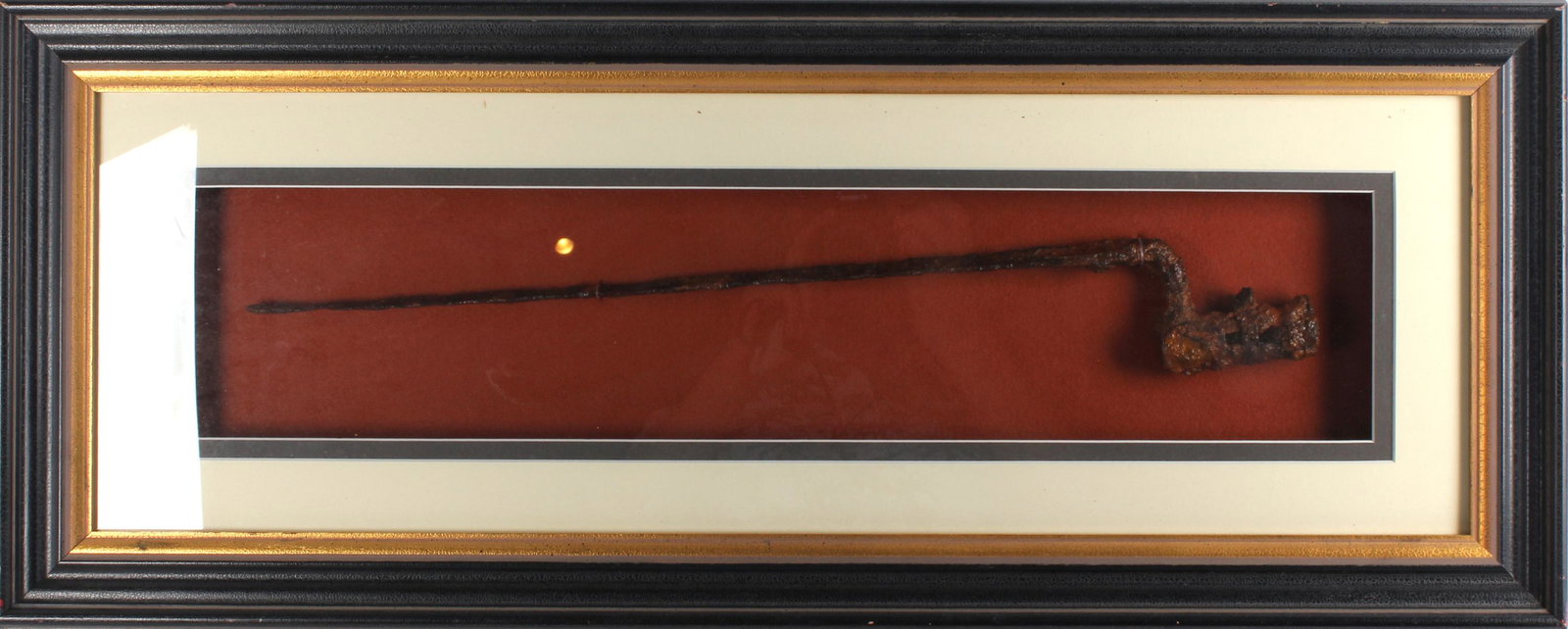 1864 CIVIL WAR ERA BATTLEFIELD FOUND BAYONET: 112221864 CIVIL WAR ERA BATTLEFIELD FOUND BAYONET Civil war era 1864 battlefield found bayonet, framed. Socket bayonet, likely fitted for a Springfield rifle. Includes certificate of authenticity.Size