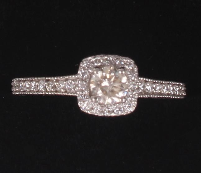 14K WHITE GOLD .45CT DIAMOND LADIES RING (1 of 5)