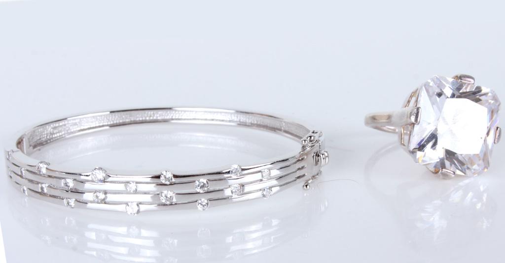 STERLING SILVER & GLASS CRYSTAL RING & BRACELET (1 of 5)