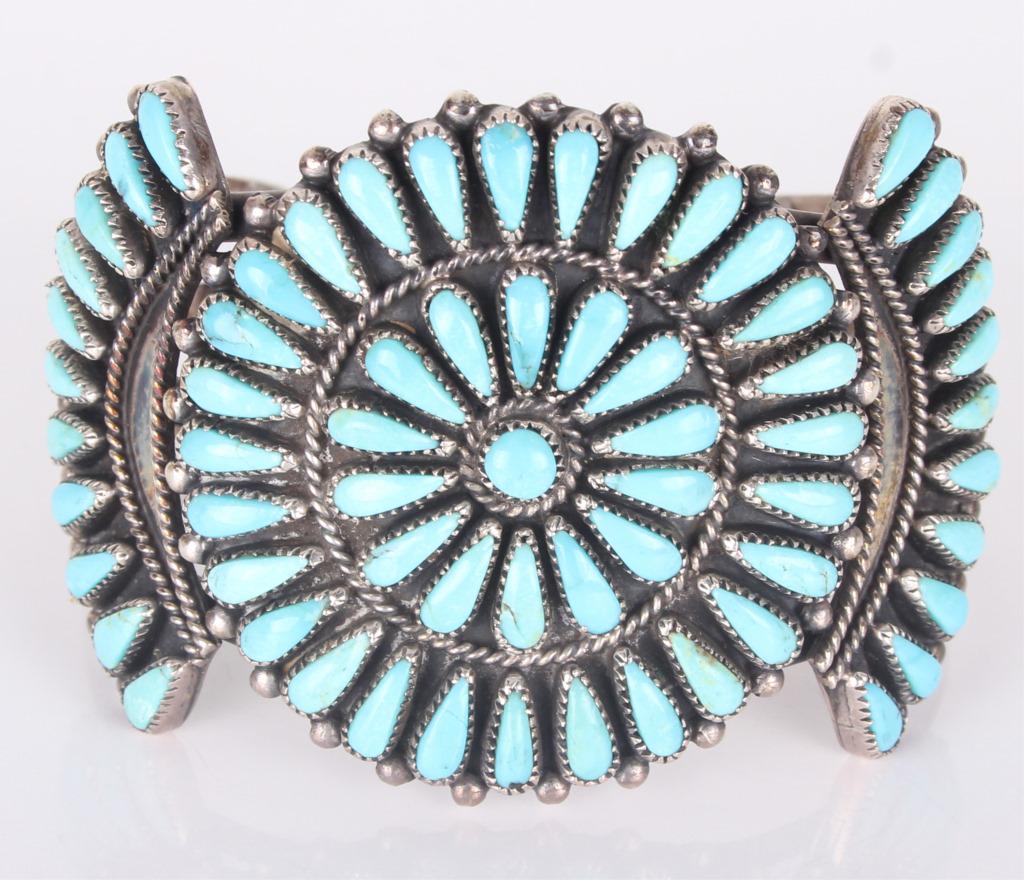 VINTAGE HANDMAID NAVAJO KINGMAN TURQUOISE CUFF (1 of 3)