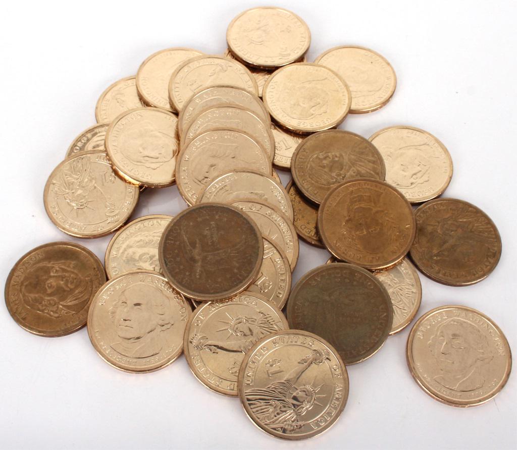 WASHINGTON & SACAGAWEA DOLLAR COINS - LOT OF 32 (1 of 3)