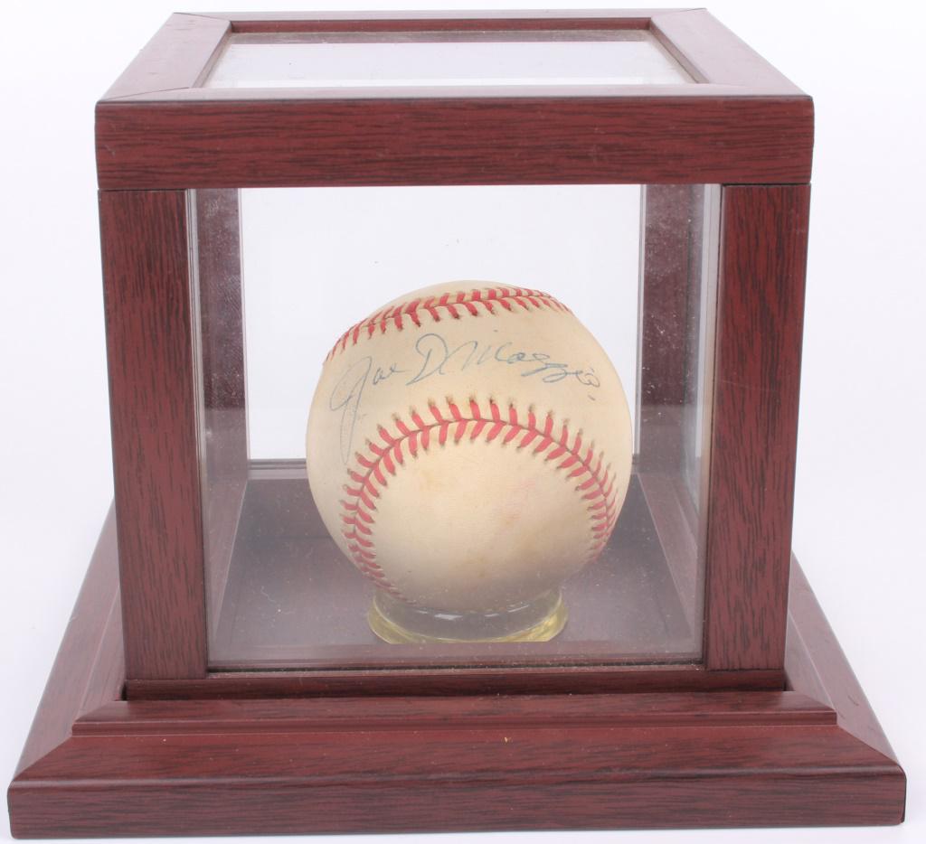 JOE DIMAGGIO AUTOGRAPHED BASEBALL CHERRY DISPLAY (1 of 5)