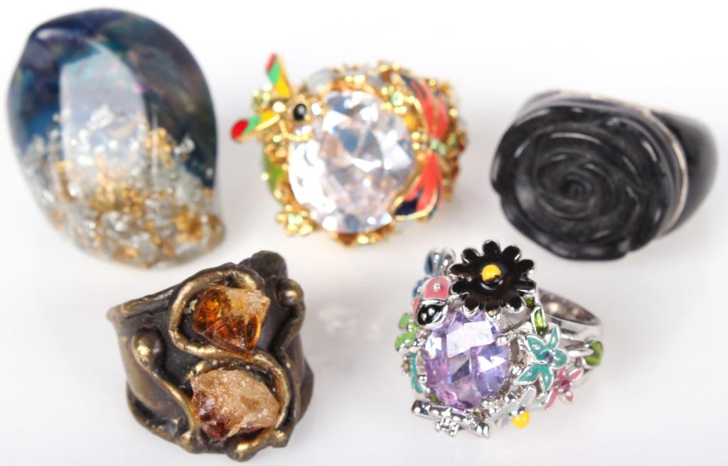 ASSORTED LADIES FINE ESTATE RINGS - LOT OF 5 (1 of 3)