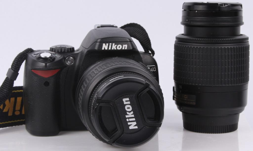NIKON D40 DIGITAL CAMERA CASE SET & LENSES (1 of 15)