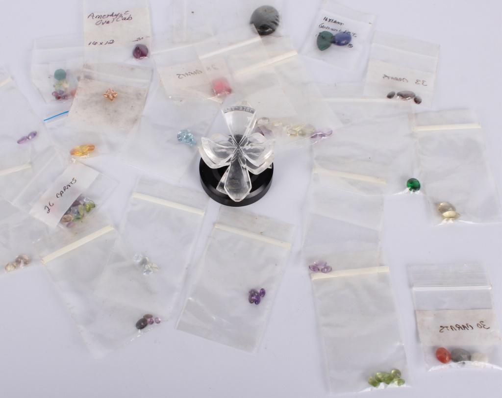 COLLECTION OF SMALL CRYSTAL SPECIMENS AND STAND (1 of 2)