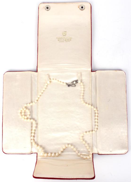 MIKIMOTO ANTIQUE PEARL NECKLACE W/ ORIGINAL CASE (1 of 5)
