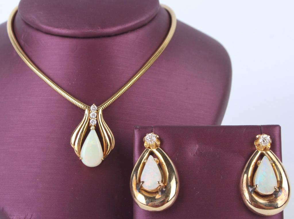 14K NECKLACE, EARRINGS & 18K DIAMOND PENDANT - 3 (1 of 10)